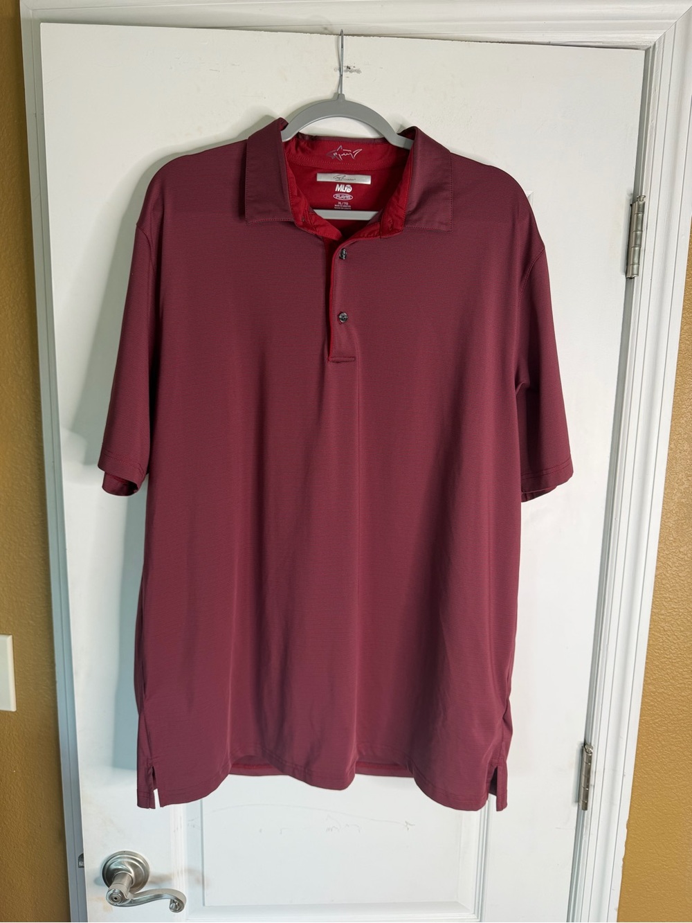 Greg Norman Collection ML75 Play Dry Golf Polo in Maroon. Size XL